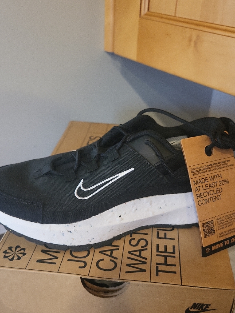 Nike Crater Remix Black White Dark Smoke Grey Women's 5 Medium. New Inbox.